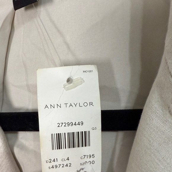 Ann Taylor linen blend moto Jacket - Picture 3 of 7